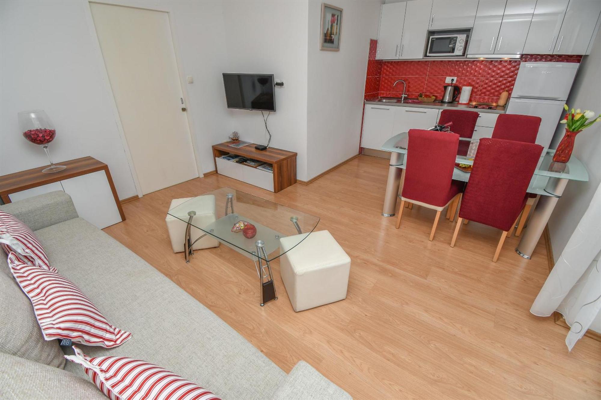 Apartment Joviz Макарска Экстерьер фото